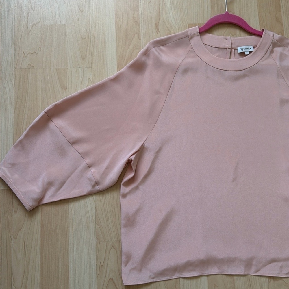 NWOT Lilysilk nude beige 100% mulberry washable silk top blouse, size 12/L - Picture 8 of 11
